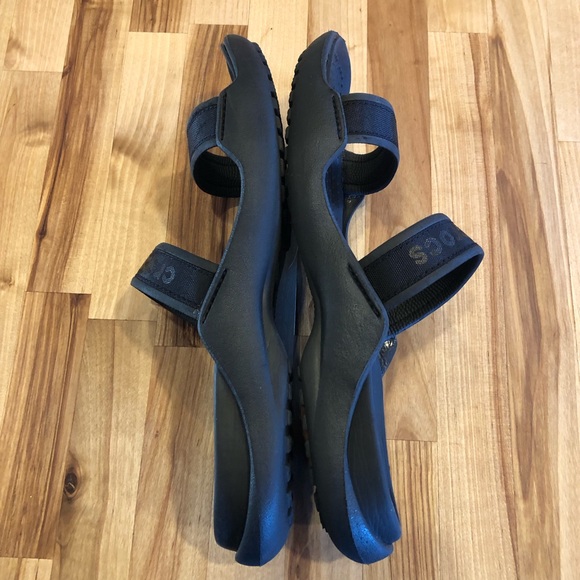 Crocs Black Slide Double Strap Sandals - Picture 4 of 6